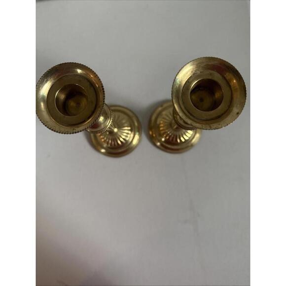 Vintage brass candlesticks set of two, 7.5 inches - Picture 2 of 15